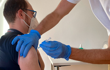 Covid-Impfungen durch Betriebsarzt in Kirchzarten 